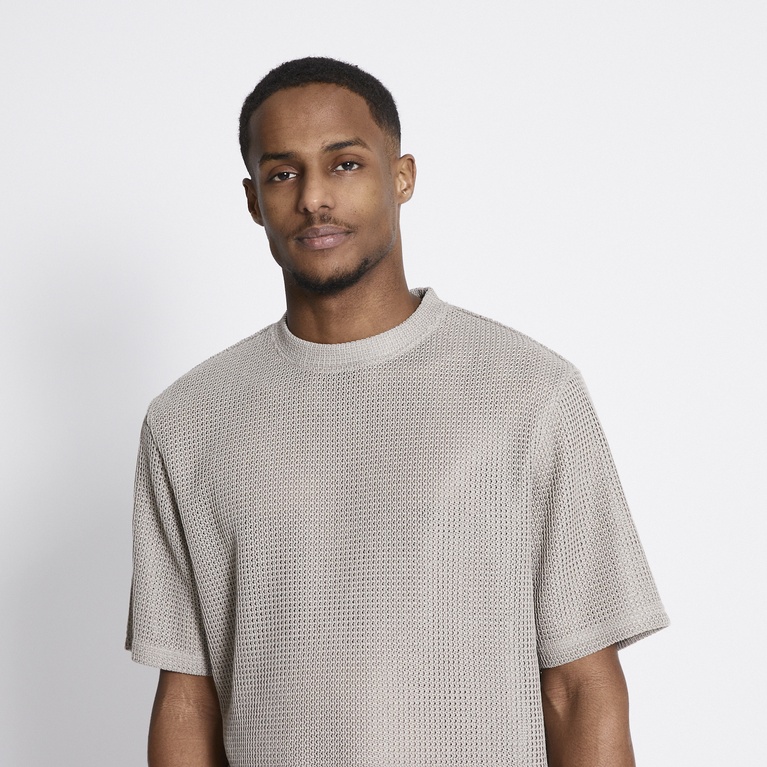 Stickad t-shirt "Truls"